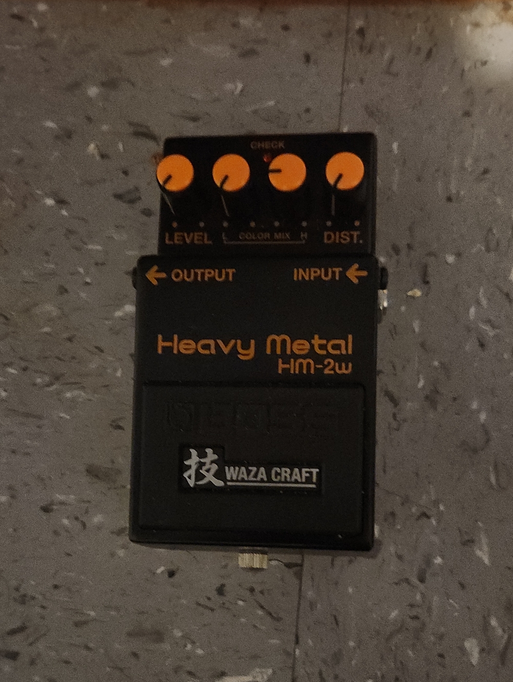 Boss Heavy Metal Hm-2w Guitar Effects Pedal